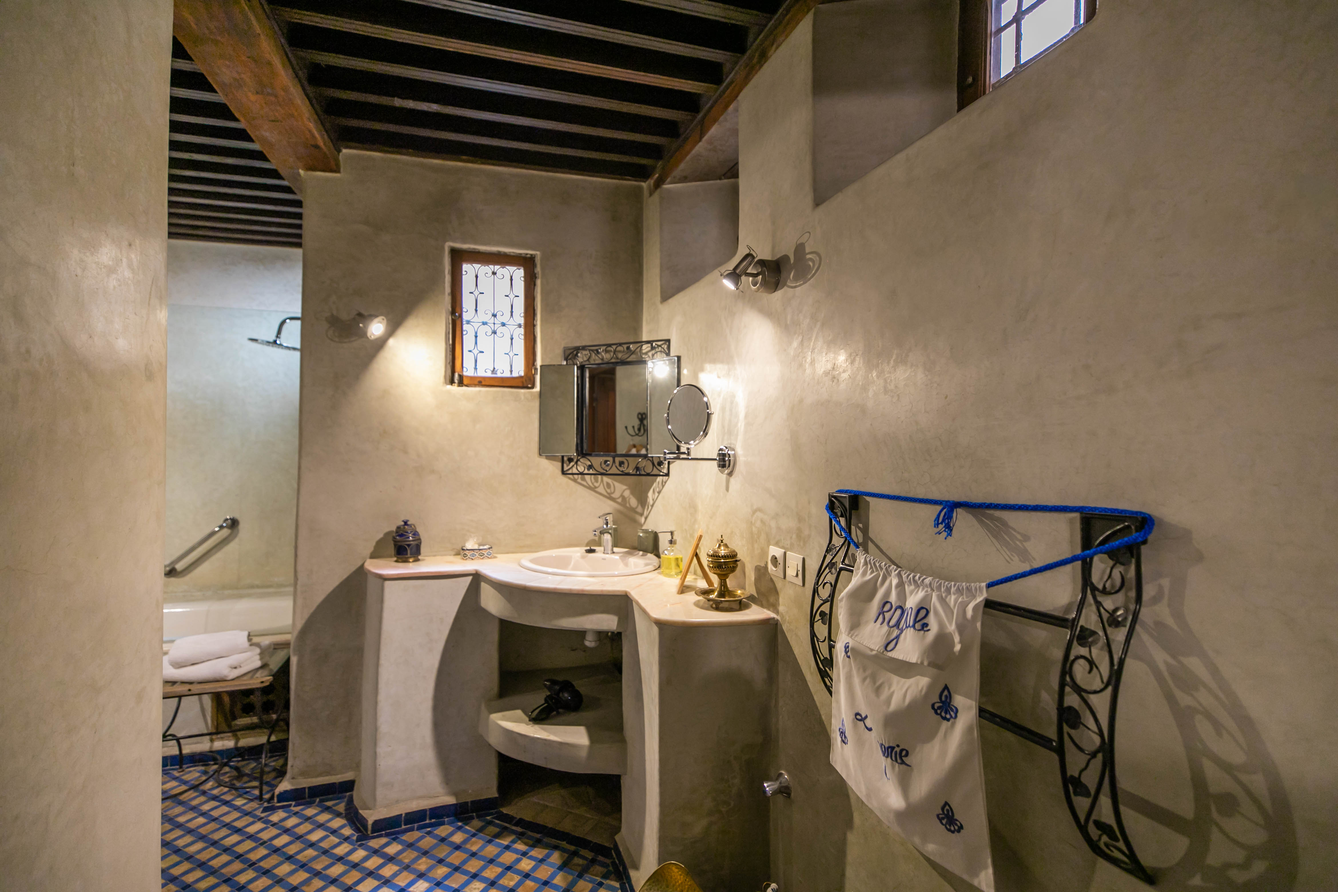 Baño de la Suite Real